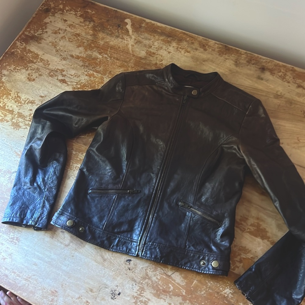 Q40 leather moto style jacket.
